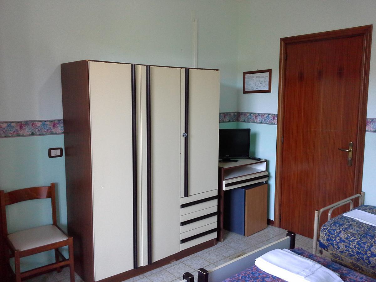 Hotel Bristol Pineto Luaran gambar