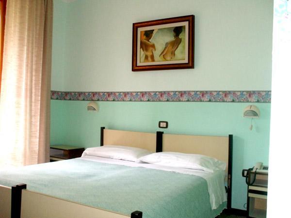Hotel Bristol Pineto Luaran gambar